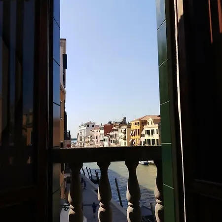 Apartment Calle Rielo Great Canal View Venedig