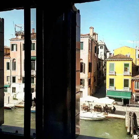 Calle Rielo Great Canal View Lejlighed *