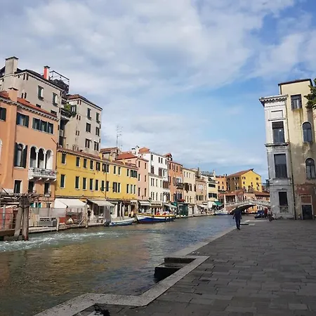 Daire Calle Rielo Great Canal View